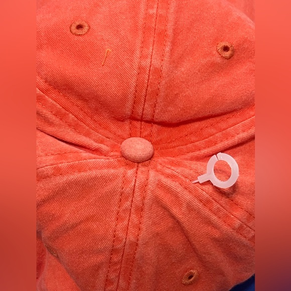 Von Dutch Unisex Strap back Distressed Cap - Picture 4 of 8